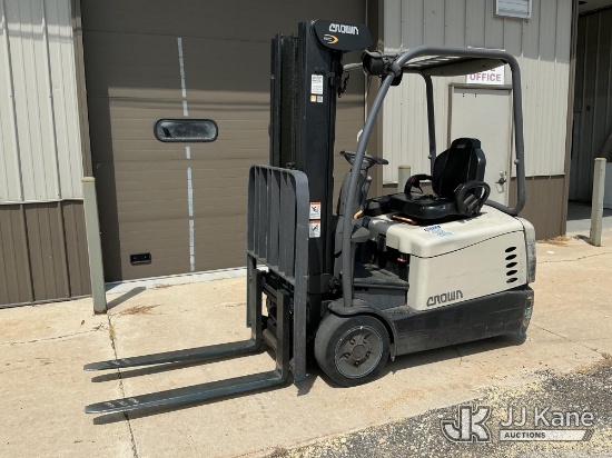 (South Beloit, IL) 2015 Crown S200 Series Solid Tired Forklift Run, Moves & Operates