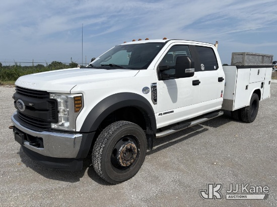 (Hawk Point, MO) 2019 Ford F-550 Crew-Cab Service Truck Runs & Moves