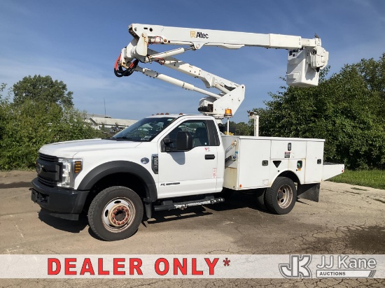 (South Beloit, IL) Altec AT40G, Articulating & Telescopic Bucket Truck mounted behind cab on 2019 Fo