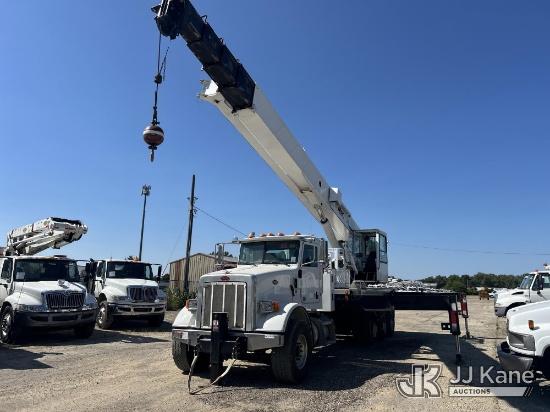 (South Beloit, IL) Altec AC38-127S-EJ, Telescopic Platform/Hydraulic Crane mounted on 2014 Peterbilt
