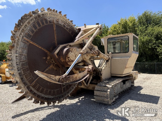 (Hutto, TX) 2001 Tesmec TRS1000 Rock Saw Runs, Moves & Operates) (Windshield Deficiencies