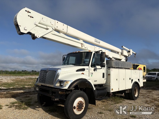 (Hawk Point, MO) HiRanger 5TC-55, Material Handling Bucket Truck rear mounted on 2006 International