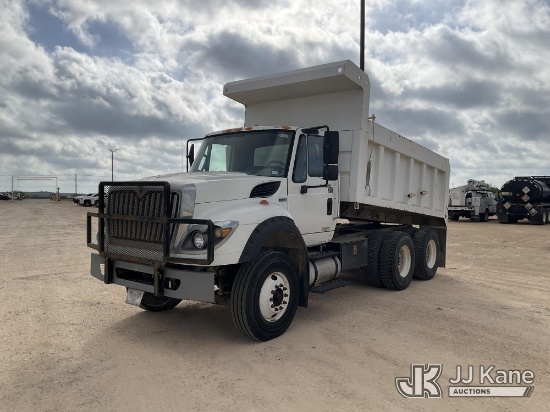 (Marion, TX) 2013 International WorkStar 7600 T/A Dump Truck Runs, Moves, & Dump Operates)(interior