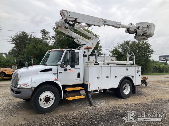 (South Beloit, IL) Altec TA41M, Articulating & Telescopic Material Handling Bucket Truck mounted beh