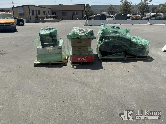 (Jurupa Valley, CA) 4 Pallets of Automotive Parts (Used) NOTE: This unit is being sold AS IS/WHERE I