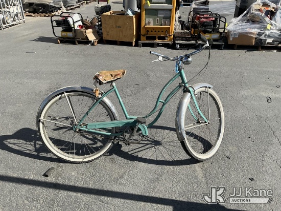 (Jurupa Valley, CA) Cruise Bike (Used) NOTE: This unit is being sold AS IS/WHERE IS via Timed Auctio