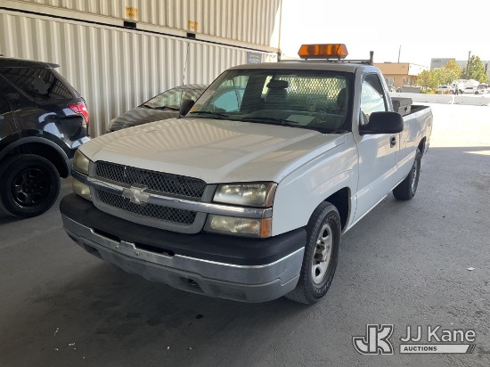 (Jurupa Valley, CA) 2004 Chevrolet Silverado 1500 Pickup Truck Runs & Moves