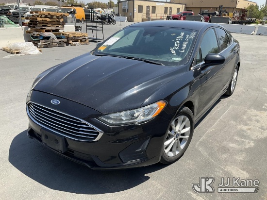 (Jurupa Valley, CA) 2019 Ford Fusion 4-Door Sedan Runs & Moves