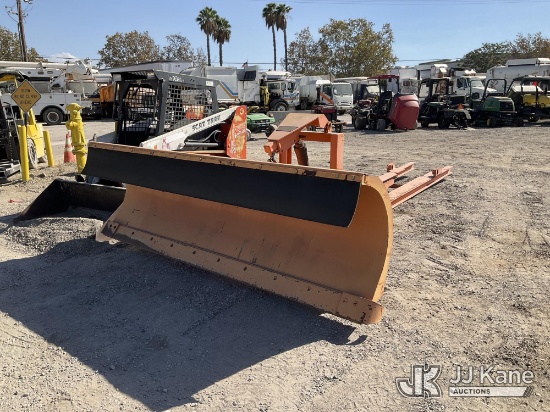 (Jurupa Valley, CA) Wausau R3610H Snow Plow Attachment (Operation Unknown) NOTE: This unit is being