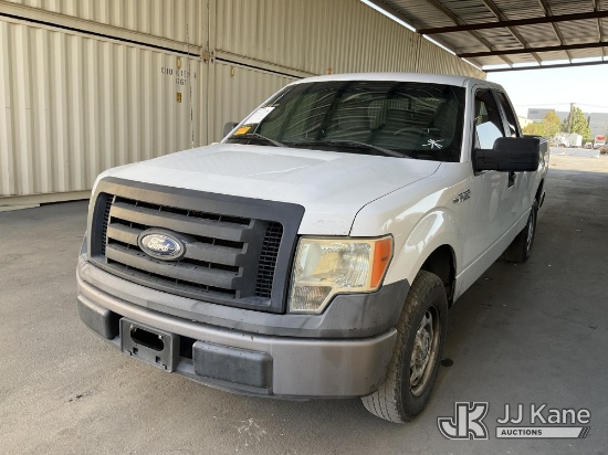 (Jurupa Valley, CA) 2012 Ford F-150 Extended-Cab Pickup Truck Runs & Moves