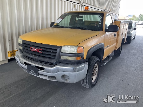 (Jurupa Valley, CA) 2004 GMC Sierra 2500HD Service Truck Runs & Moves