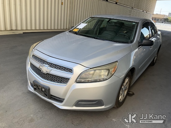 (Jurupa Valley, CA) 2013 Chevrolet Malibu 4-Door Sedan Runs & Moves