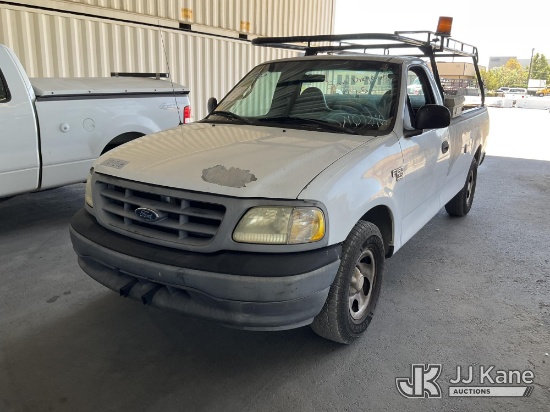 (Jurupa Valley, CA) 2002 Ford F-150 Pickup Truck Runs & Moves
