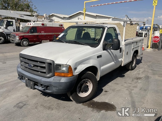 (Jurupa Valley, CA) 2000 Ford F-350 SD Utility Truck Runs & Moves, Interior Defect - AC Does No Oper