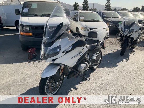 (Jurupa Valley, CA) 2020 BMW R 1250 RT Motorcycle Runs, Operation Unknown) (Engine Performance Conce
