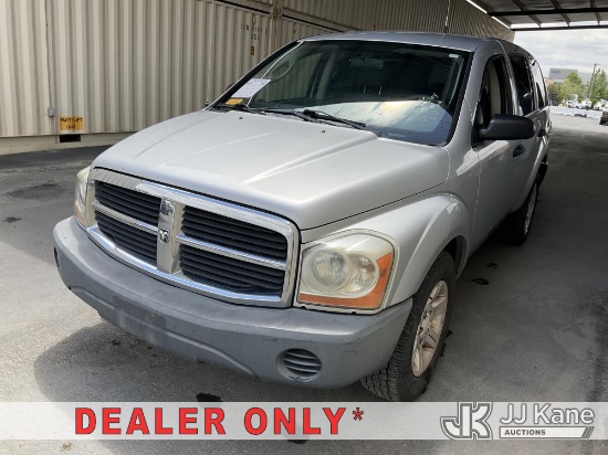 (Jurupa Valley, CA) 2005 Dodge Durango 4-Door Sport Utility Vehicle Runs & Moves) (Dash Warning Indi