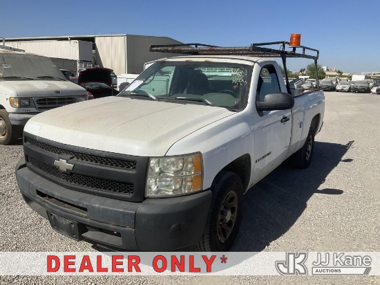 (Jurupa Valley, CA) 2009 Chevrolet Silverado 1500 Pickup Truck Runs & Moves) (Corrosion