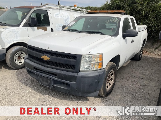 (Jurupa Valley, CA) 2012 Chevrolet Silverado 1500 Work Truck Extended-Cab Pickup Truck Runs & Moves,