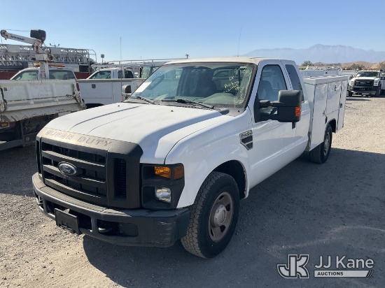 (Jurupa Valley, CA) 2009 Ford F-250 SD Utility Truck Runs & Move(Interior Defects No Radio,No A.C)