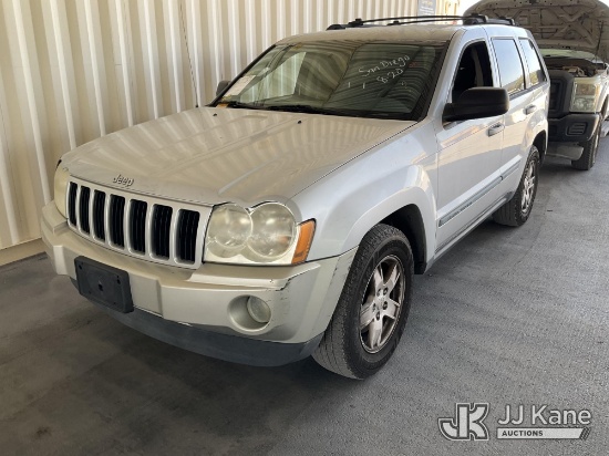 (Jurupa Valley, CA) 2007 Jeep Grand Cherokee 4-Door Sport Utility Vehicle Runs & Moves) (Open Recall