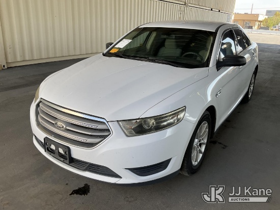 (Jurupa Valley, CA) 2015 Ford Taurus SE FWD 4-Door Sedan Runs & Moves, Open Manufacturer Recall Numb