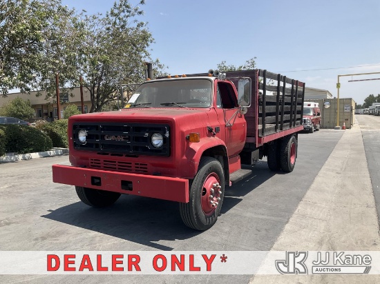 (Jurupa Valley, CA) 1990 GMC C7D042 Ambulance Runs & Moves, Interior Defect - Ho Horn