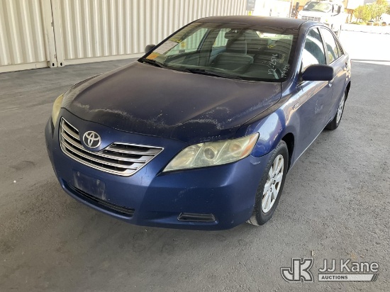 (Jurupa Valley, CA) 2009 Toyota Camry Hybrid Sedan 4-Door Sedan Runs & Moves, AC Not Cold