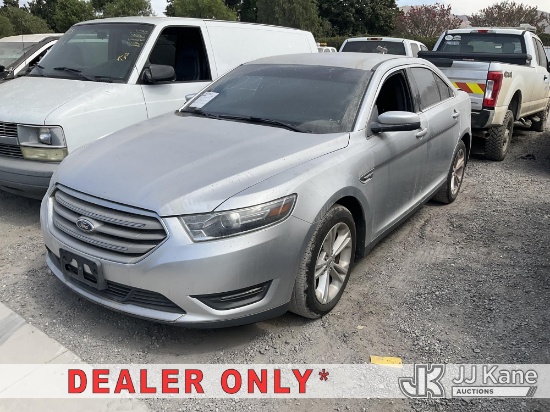 (Jurupa Valley, CA) 2016 Ford Taurus SEL FWD 4-Door Sedan Not Running, Conditions Unknown) (Dash War