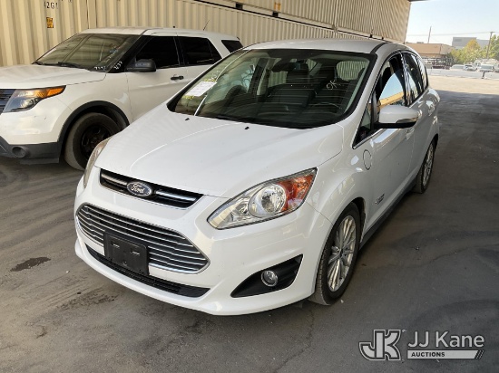 (Jurupa Valley, CA) 2016 Ford C-Max Energi 4-Door Hatch Back Runs & Moves) (Takes Charge, Charger No