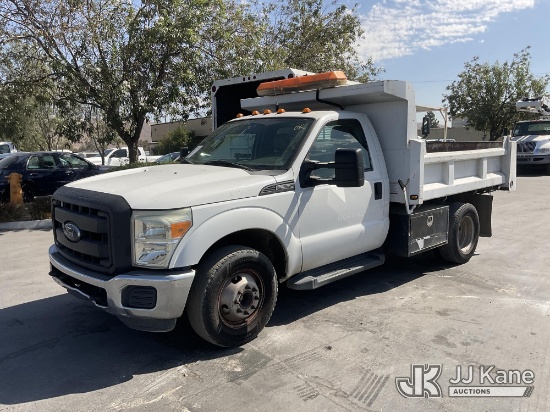 (Jurupa Valley, CA) 2015 Ford F-350 SD Utility Truck Runs, Moves & Upper Operates) (Interior Defect