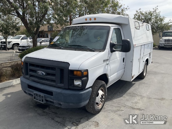 (Jurupa Valley, CA) 2013 Ford Econoline E-350 Super Duty Cutaway Van Runs & Moves