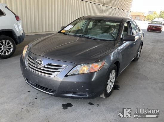 (Jurupa Valley, CA) 2009 Toyota Camry Hybrid Sedan 4-Door Sedan Runs & Moves