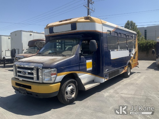 (Jurupa Valley, CA) 2014 Ford Econoline E450 Passenger Bus Runs & Moves Cng Tanks Exp Dates 11/2032