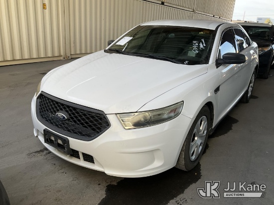(Jurupa Valley, CA) 2014 Ford Taurus Police AWD 4-Door Sedan Runs & Moves