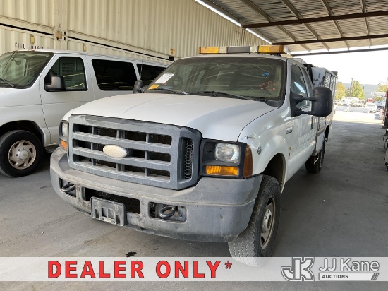 (Jurupa Valley, CA) 2006 Ford F-250 SD Enclosed Service Truck Runs & Moves, Engine Performance Conce