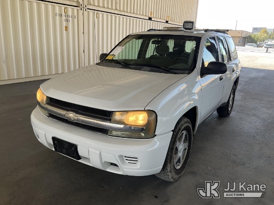 (Jurupa Valley, CA) 2003 Chevrolet TrailBlazer 4-Door Sport Utility Vehicle Runs & Moves) (A/C Not C
