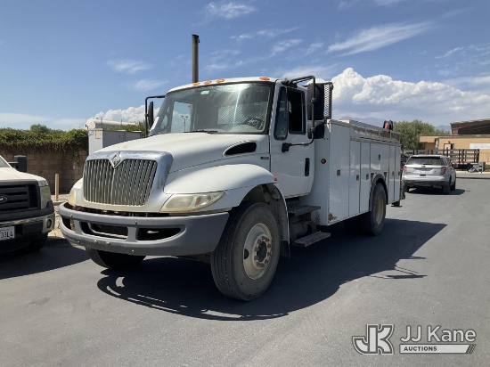 (Jurupa Valley, CA) 2009 International 4300 Mechanics Service Truck Runs, Moves, & Crane Doesn't Ope