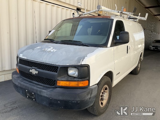 (Jurupa Valley, CA) 2006 Chevrolet Express 2500 Cargo Van Runs & Moves