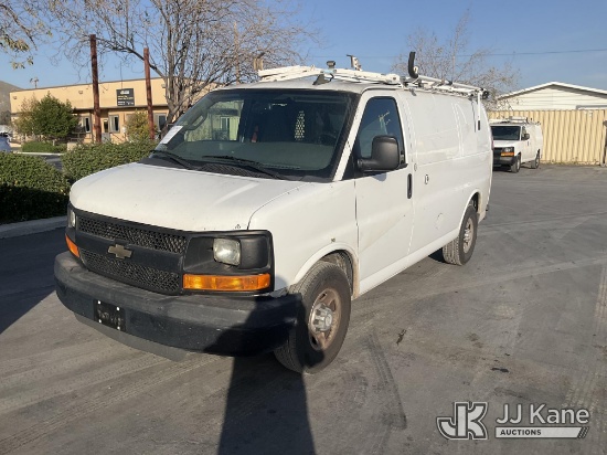 (Jurupa Valley, CA) 2016 Chevrolet Express 2500 Cargo Van Runs & Moves)