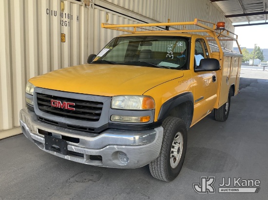 (Jurupa Valley, CA) 2004 GMC Sierra 2500HD Runs & Moves