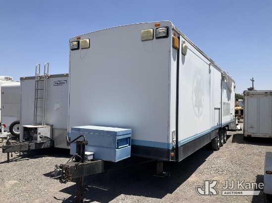 (Jurupa Valley, CA) 2004 Eagle CCH Enclosed Trailer Trailer Is Towable