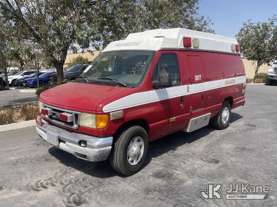 (Jurupa Valley, CA) 2003 Ford Econoline E-350 Super Duty Extended Ambulance Runs & Moves