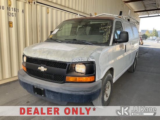 (Jurupa Valley, CA) 2009 Chevrolet Express 2500 Cargo Cargo Van Runs & Moves, Dash Warning Indicator