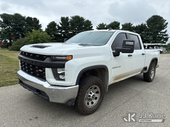 (Ashland, OH) 2020 Chevrolet Silverado 2500HD 4x4 Crew-Cab Pickup Truck Runs & Moves) (Dash Warning
