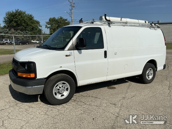 (Neenah, WI) 2014 Chevrolet Express G2500 Cargo Van Runs & Moves