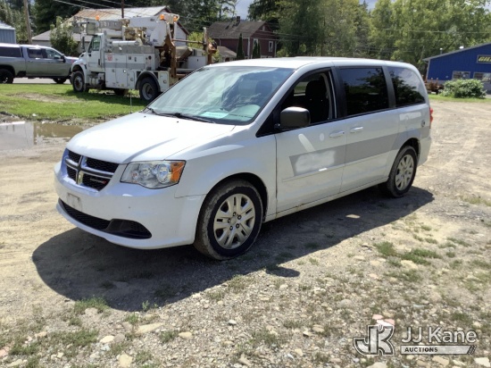 (Deposit, NY) 2016 Dodge Grand Caravan Mini Cargo Van Runs & Moves) (Removal is by Appointment Only,
