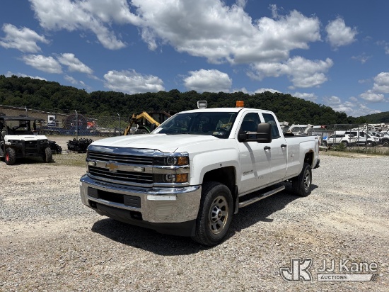 (Smock, PA) 2015 Chevrolet Silverado 3500HD 4x4 Crew-Cab Pickup Truck Runs & Moves) (Dash Warning In
