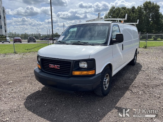 (Louisville, OH) 2016 GMC Savana G3500 Extended Cargo Van Runs & Moves) (Corrosion).