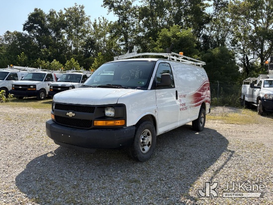 (Smock, PA) 2012 Chevrolet Express G2500 Cargo Van Runs & Moves) (Dash Warning Indicators On