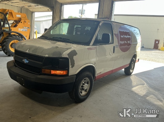 (Fort Wayne, IN) 2011 Chevrolet Express G2500 Cargo Van Runs & Does Not Move) (Transmission Non-Oper